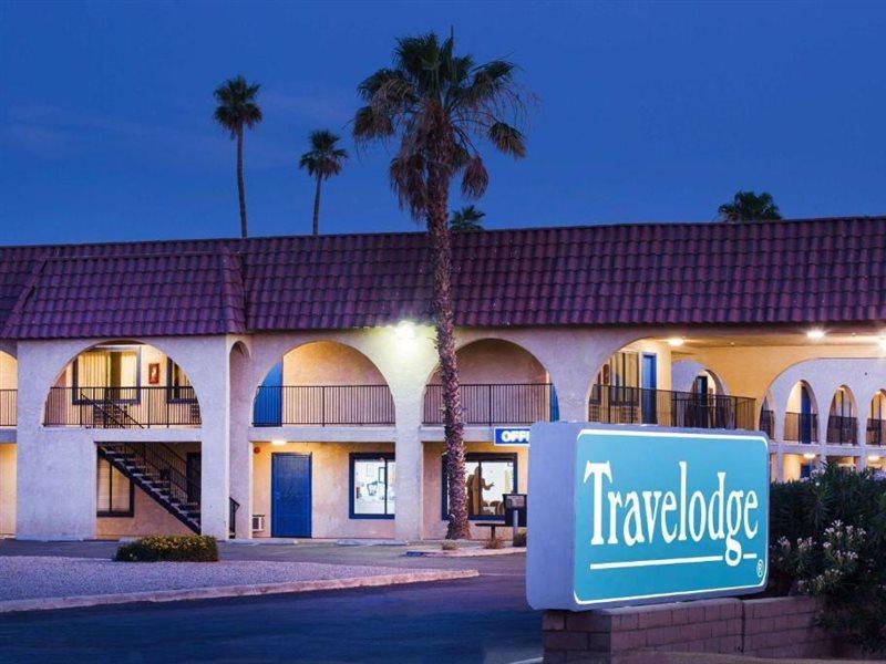 Travelodge By Wyndham Indio Exteriör bild