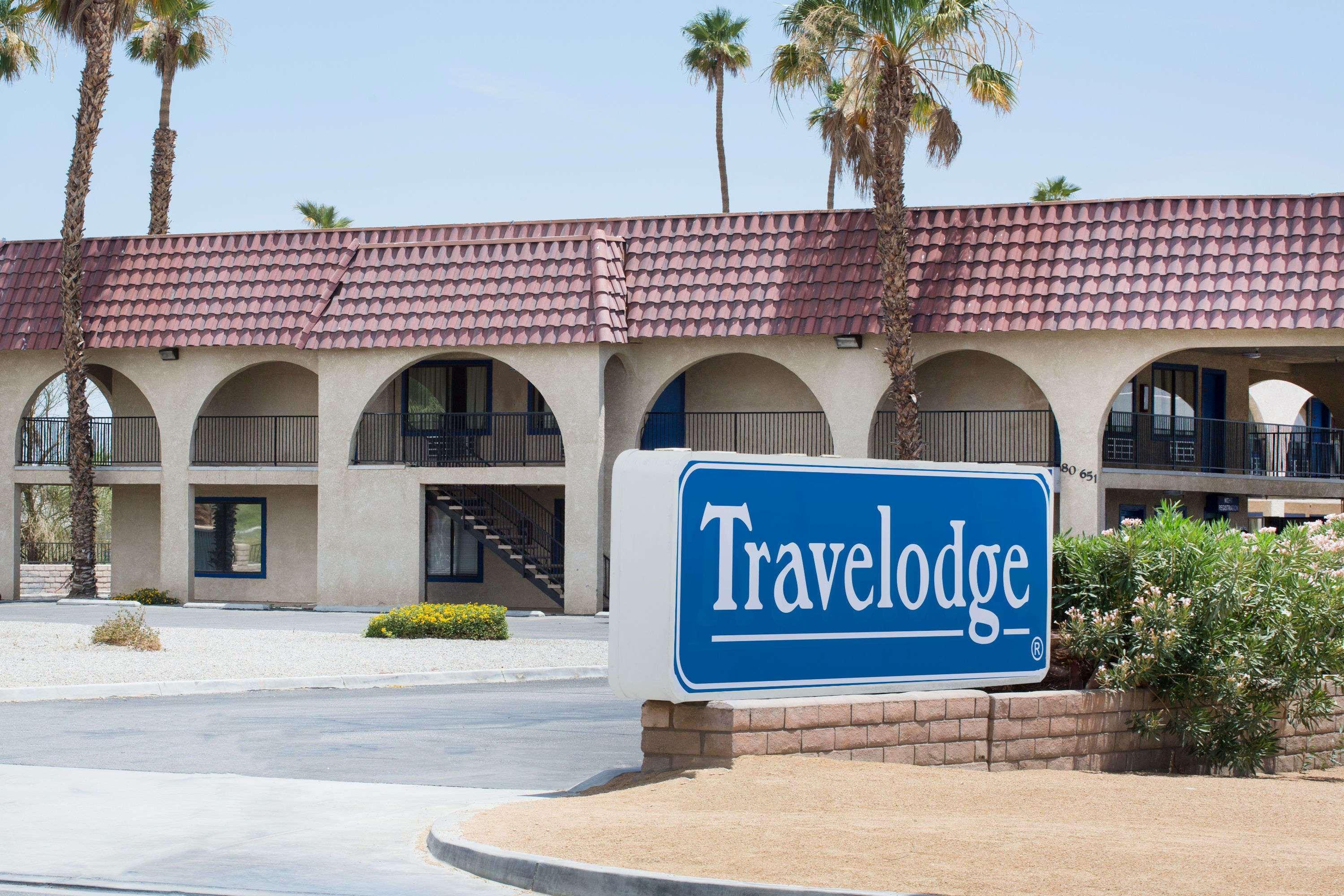 Travelodge By Wyndham Indio Exteriör bild